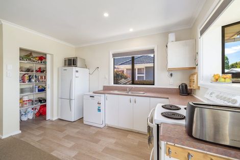 Photo of property in 34 Newmark Street, Bishopdale, Christchurch, 8053