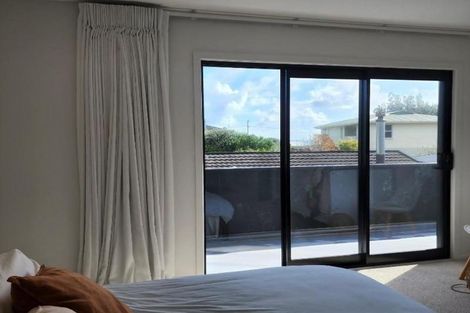 Photo of property in 23 Linda Street, Oakura, 4314