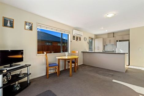 Photo of property in 4/123 Sawyers Arms Road, Northcote, Christchurch, 8052