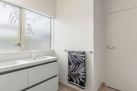 Photo of property in 103 Hillcrest Road, Raumati Beach, Paraparaumu, 5032