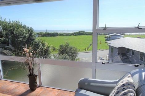 Photo of property in 11 Wilson Crescent, Karoro, Greymouth, 7805