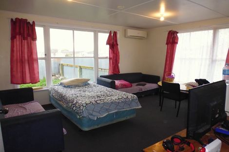 Photo of property in 15 Peterhead Avenue, Flaxmere, Hastings, 4120