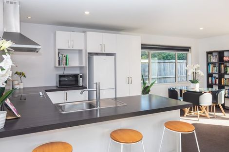 Photo of property in 4 Annies Lane, Aidanfield, Christchurch, 8025