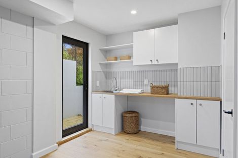 Photo of property in 7 Hatherly Lane, Mount Pleasant, Christchurch, 8081