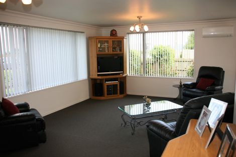 Photo of property in 26 Wingatui Road, Mosgiel, 9024