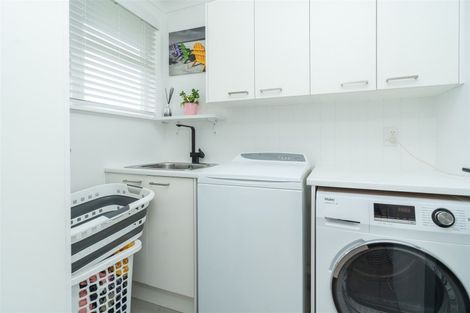 Photo of property in 4 Robertson Place, Rukuhia, Hamilton, 3282