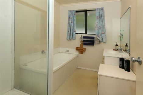 Photo of property in 26b Rathgar Road, Henderson, Auckland, 0610