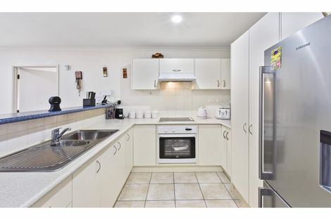 Photo of property in 44 Waimahia Avenue, Weymouth, Auckland, 2103