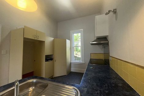 Photo of property in 121 Wellington Street, Picton, 7220