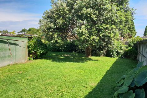 Photo of property in 2/4 Kaumatua Place, Te Atatu Peninsula, Auckland, 0610