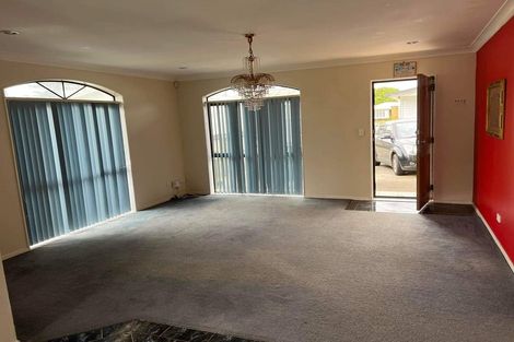Photo of property in 5a Robertson Road, Favona, Auckland, 2024