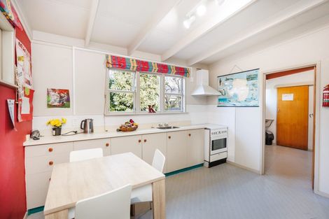 Photo of property in 41 Rangitane Street, Palmerston North, 4414