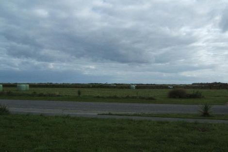 Photo of property in 5 Elley Drive, Carters Beach, Westport, 7825