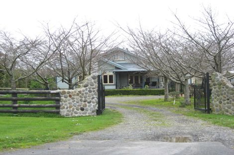 Photo of property in 500 Richmond Road, Lepperton, New Plymouth, 4373