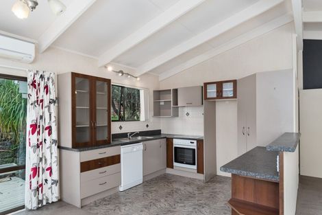 Photo of property in 18 Victory Street, Welcome Bay, Tauranga, 3112