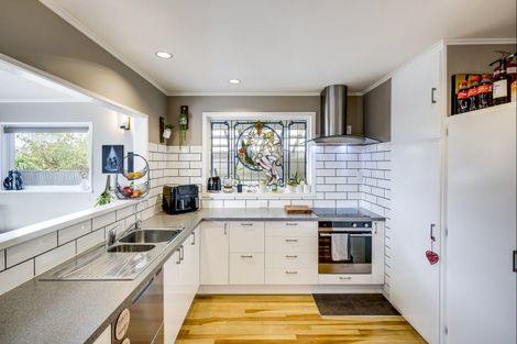 Photo of property in 10 Hastie Place, Onekawa, Napier, 4110