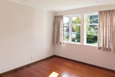 Photo of property in 70 Wilkie Crescent, Naenae, Lower Hutt, 5011