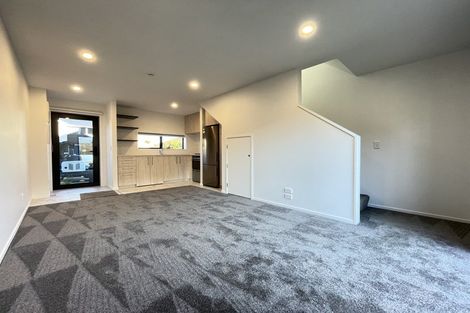 Photo of property in 2/19d Dyers Pass Road, Cashmere, Christchurch, 8022