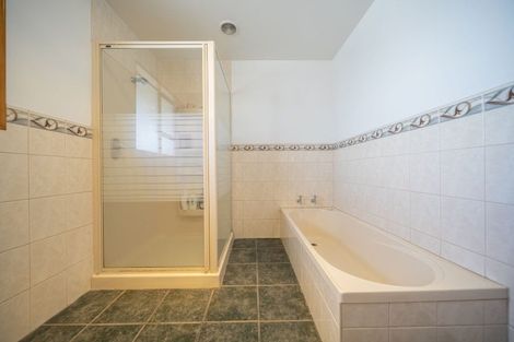 Photo of property in 11 Kepler Place, Te Anau, 9600