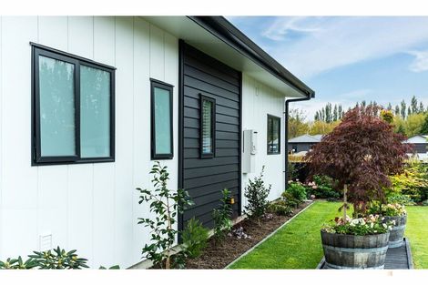 Photo of property in 6 Strawberry Place, Geraldine, 7930