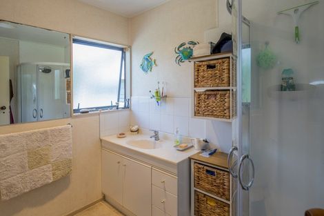 Photo of property in 16 Cousins Avenue East, Foxton Beach, Foxton, 4815