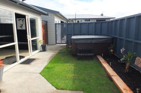 Photo of property in Blue Bell Motel, 48 Russell Street, Foxton, 4814