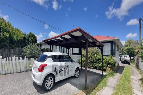 Photo of property in 1/49 Larnoch Road, Henderson, Auckland, 0610
