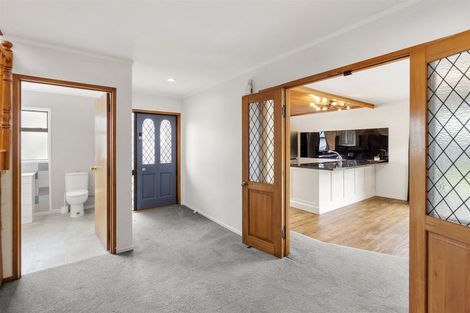 Photo of property in 1/9 Gloria Avenue, Te Atatu Peninsula, Auckland, 0610