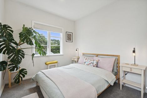 Photo of property in 15 Leveson Street, Strathmore Park, Wellington, 6022