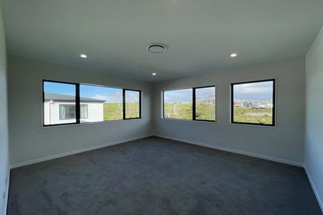 Photo of property in 20c Longshore Drive, Long Bay, Auckland, 0630