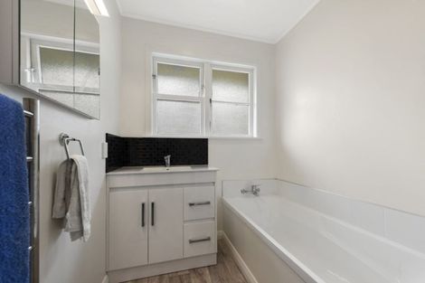 Photo of property in 971 Fergusson Drive, Ebdentown, Upper Hutt, 5018