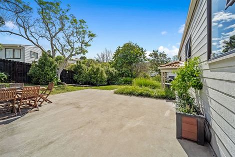 Photo of property in 10 Kenneth Hopper Place, Manly, Whangaparaoa, 0930