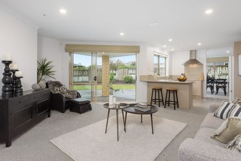 Photo of property in 8 Dove Place, Pyes Pa, Tauranga, 3112