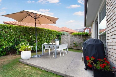 Photo of property in 21 Hendrika Court, Hobsonville, Auckland, 0618