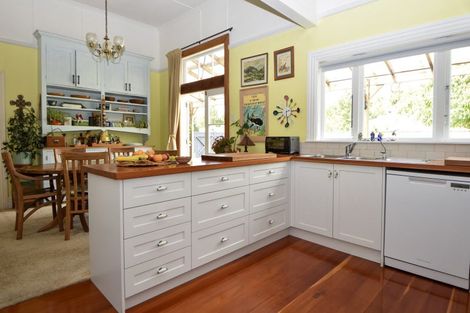 Photo of property in 16 Tyne Street, Carterton, 5713