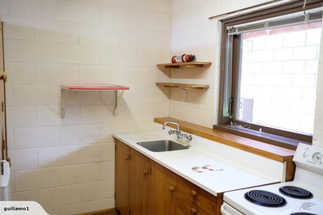 Photo of property in 4/13 May Street, Hamilton East, Hamilton, 3216