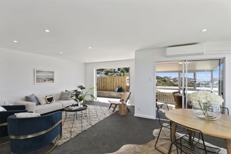 Photo of property in 59 Houghton Bay Road, Houghton Bay, Wellington, 6023