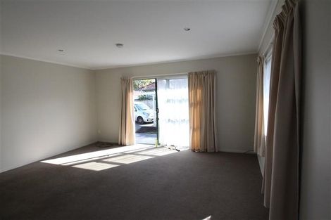 Photo of property in 136a Mangere Road, Otahuhu, Auckland, 1062