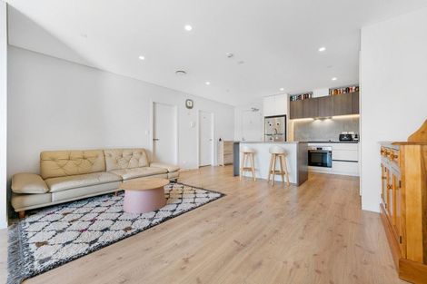 Photo of property in 220/3 Kaipiho Lane, Albany, Auckland, 0632