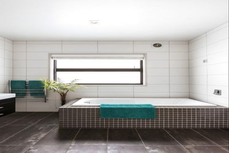 Photo of property in 98 Harbour Drive, Otumoetai, Tauranga, 3110