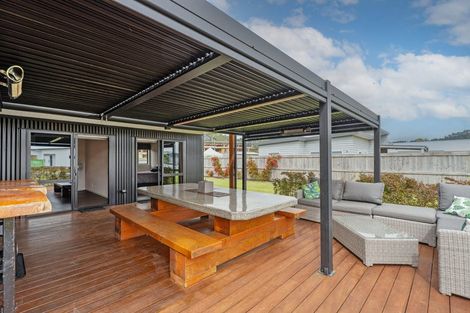 Photo of property in 5 Navigation Drive, Cooks Beach, Whitianga, 3591