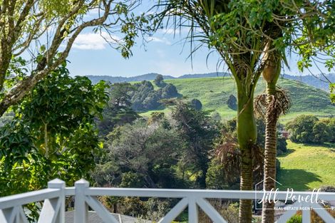 Photo of property in 10 View Street, Maungaturoto, 0520