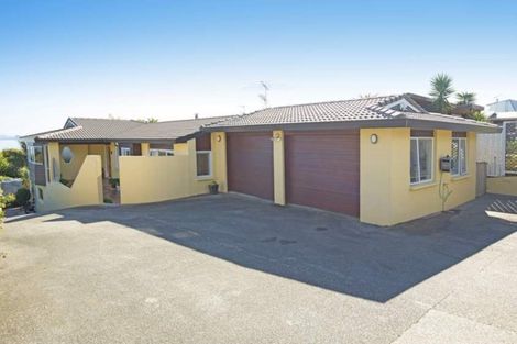 Photo of property in 1312 Whangaparaoa Road, Army Bay, Whangaparaoa, 0930