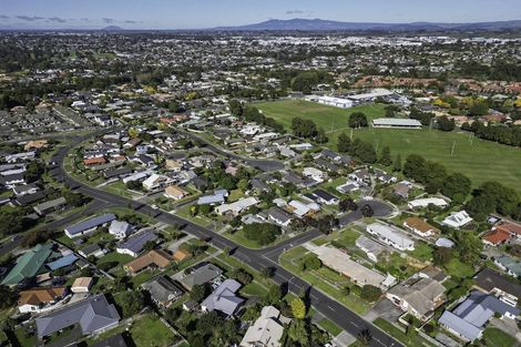 Photo of property in 3 Ensign Place, Flagstaff, Hamilton, 3210