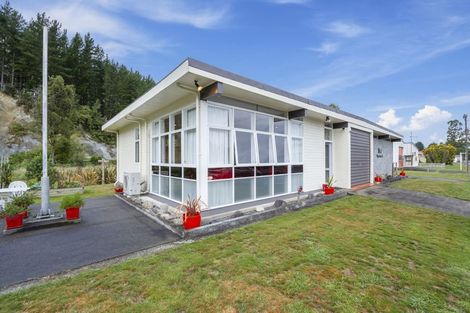 Photo of property in 1 Ngarimu Street, Ohura, 3926