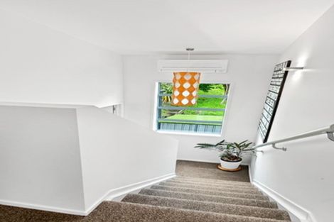 Photo of property in 26a Gladstone Road, Northcote, Auckland, 0627