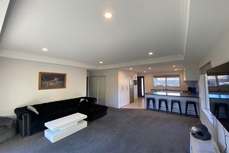 Photo of property in 2/23 Wakelin Place, Redwood, Christchurch, 8051