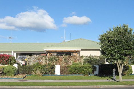 Photo of property in 100a Pacific View Road, Papamoa Beach, Papamoa, 3118