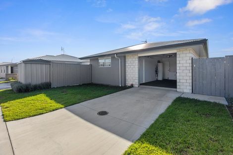 Photo of property in 184 Te Okuroa Drive, Papamoa, 3118