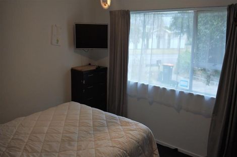 Photo of property in 43 Amberley Avenue, Westbrook, Palmerston North, 4412